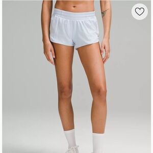 Lululemon Hotty Hot Low-Rise Lined Short 2.5" pastel blue